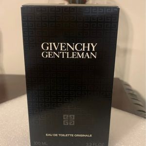 NEW Givenchy Gentleman